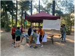 Lo stand del Comitato provinciale per le comunicazioni al Parco Ducale durante "Bolzano in bici". (Foto: Comitato provinciale per le comunicazioni)
